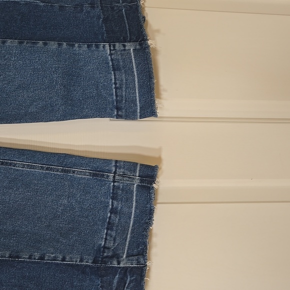 GAP High Rise Stride Wide Leg Jeans - Picture 6 of 9
